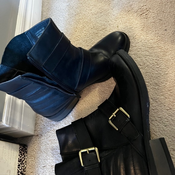 Leather Ankle Buckle Strap Boots (NEW) - Picture 3 of 6